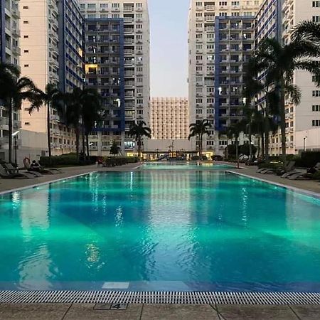 Madison'S Place At Sea Moa Manila Esterno foto