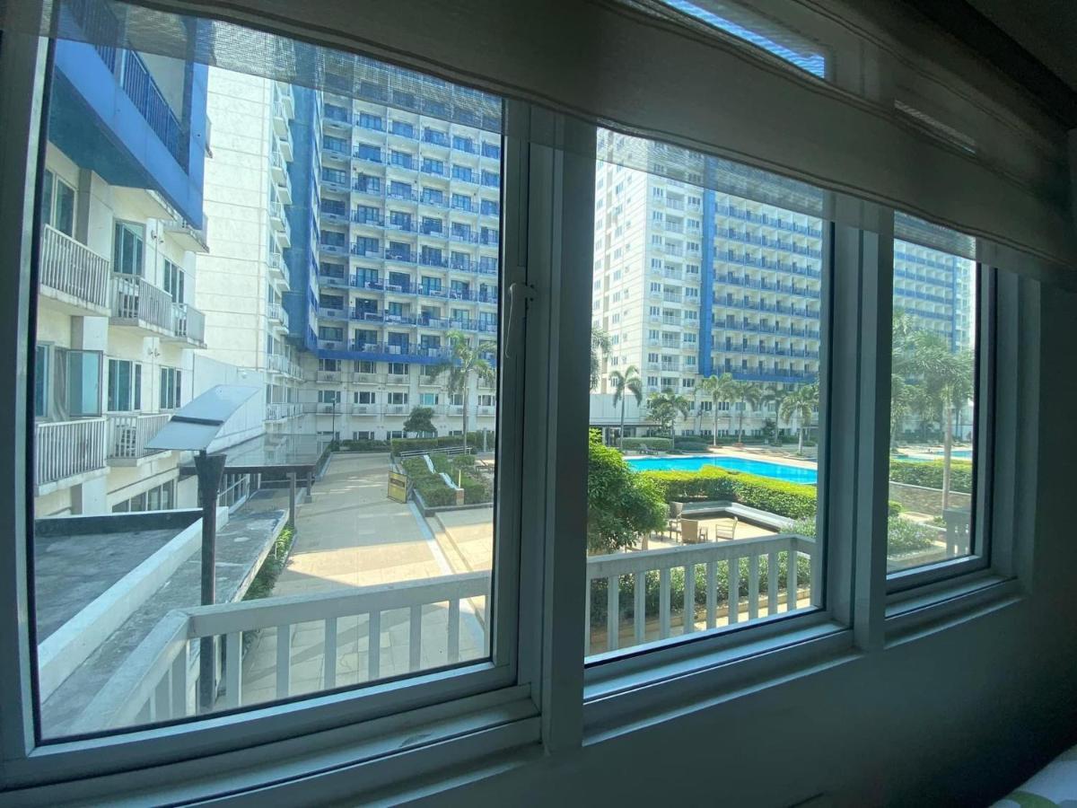 Madison'S Place At Sea Moa Manila Esterno foto