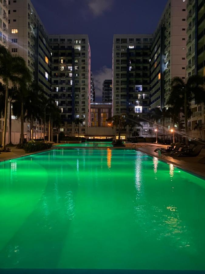 Madison'S Place At Sea Moa Manila Esterno foto