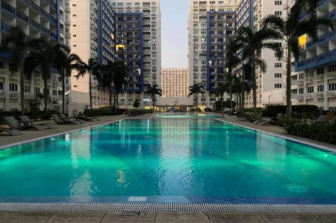 Madison'S Place At Sea Moa Manila Esterno foto